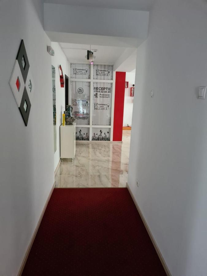 Pensiunea Riccardo Brašov Exteriér fotografie